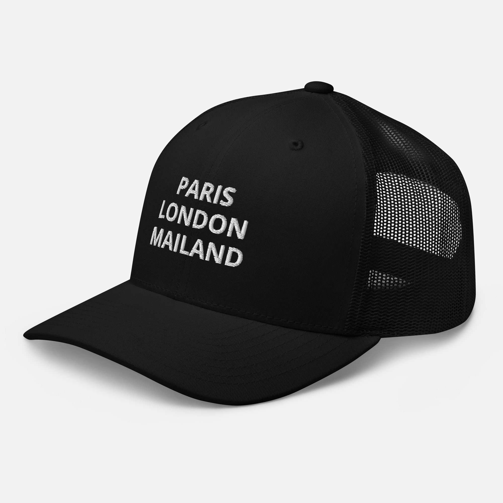 "Paris, London, Mailand" Trucker-CapDiese 6-Panel Trucker-Cap mit Netzrücken ist eine bequeme und klassische Wahl für einen perfekten Tag in der Sonne.

• 60 % Baumwolle, 40 % Polyester
• Kopfumfang: 5"Paris, London, Mailand" Trucker-Cap