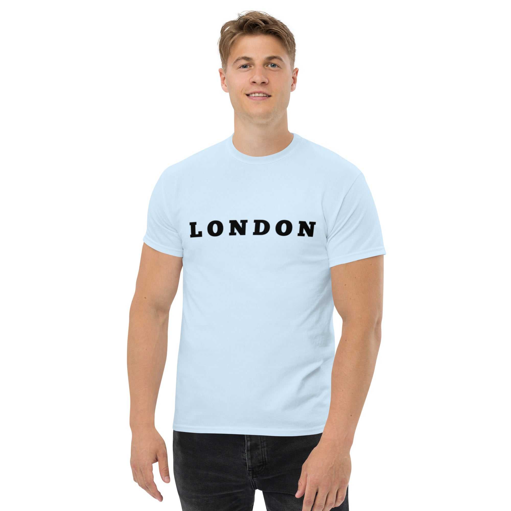 London Klassisches Unisex T-ShirtDas klassische Unisex-T-Shirt aus 100 % Baumwolle sorgt für eine gerade Linie. Es sitzt schön, behält klare Linien an den Kanten und passt perfekt zu mehrschichtigenLondon Klassisches Unisex