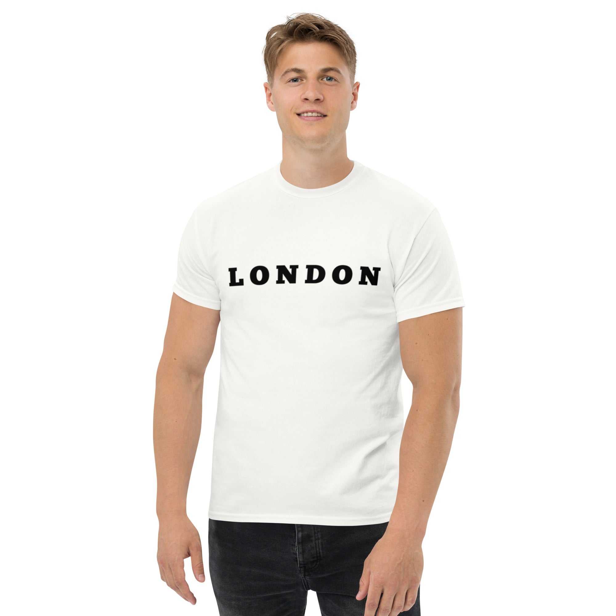 London Klassisches Unisex T-ShirtDas klassische Unisex-T-Shirt aus 100 % Baumwolle sorgt für eine gerade Linie. Es sitzt schön, behält klare Linien an den Kanten und passt perfekt zu mehrschichtigenLondon Klassisches Unisex